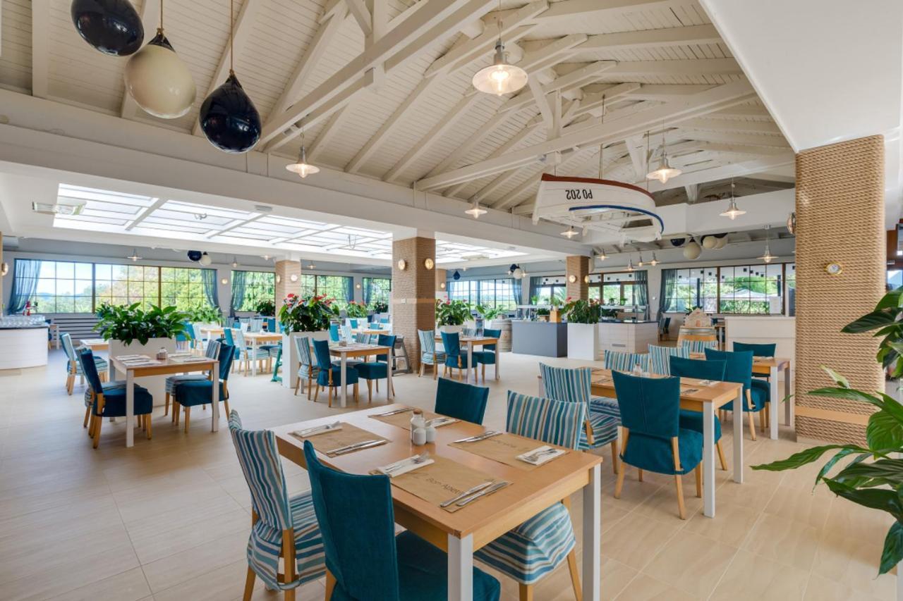 Valamar Tamaris Resort Tar-Vabriga Eksteriør billede