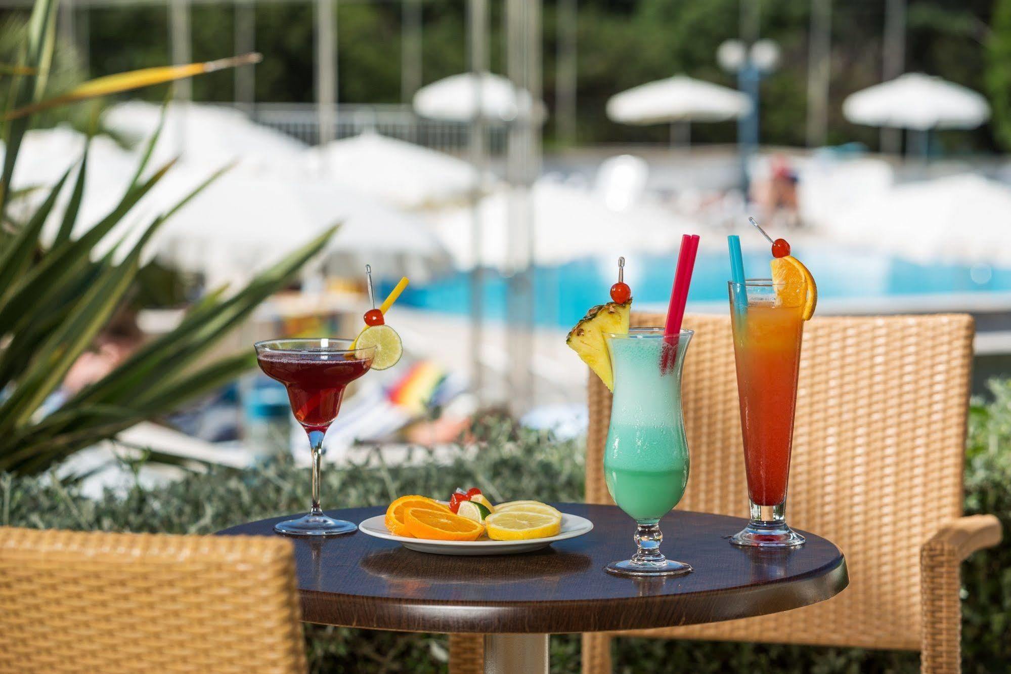 Valamar Tamaris Resort Tar-Vabriga Eksteriør billede